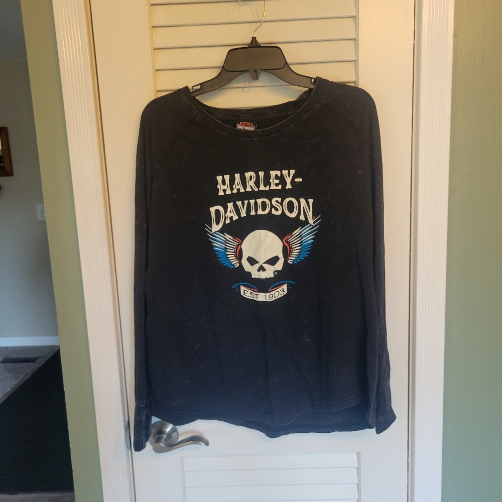 Long sleeve Harley Davidson shirt